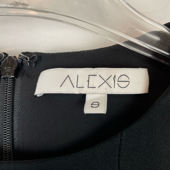 Alexis Black Bell Sleeve Velvet Lattice Josephine Shift Dress size small - Picture 5 of 7